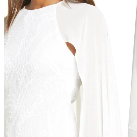 NEW One33 Social Sequin Cape Minidress in Ivory Size 0 - Picture 4 of 13